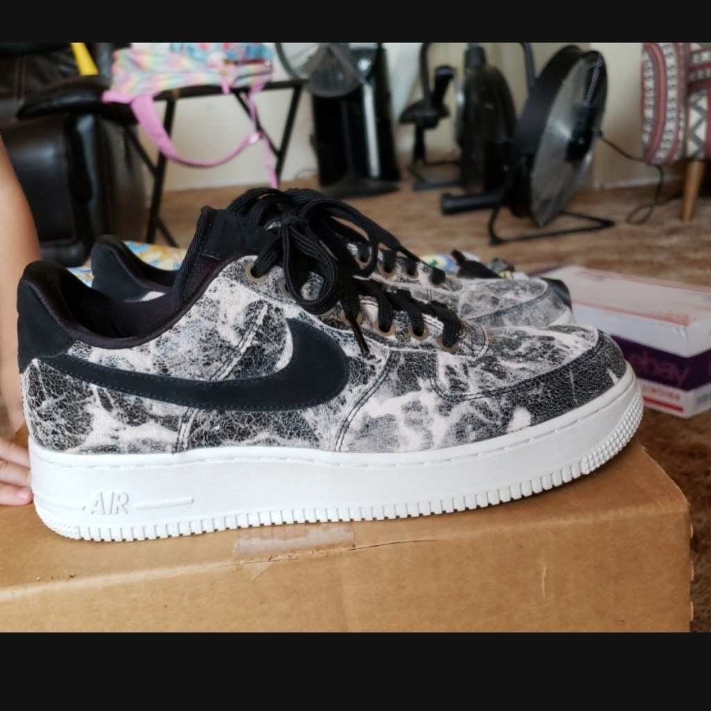 Nike Air 1 Marble Size 9 Women's